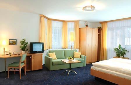 Hotel-Landpension Postwirt Kirchensittenbach Dış mekan fotoğraf